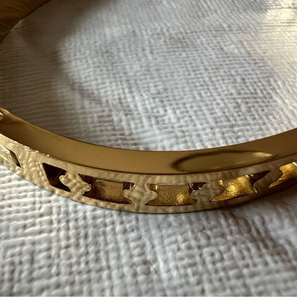 Gold-Tone Hinged Bracelet with Enamel and White Flower Accent - Picture 5 of 5